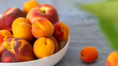bowl of peaches and apricots